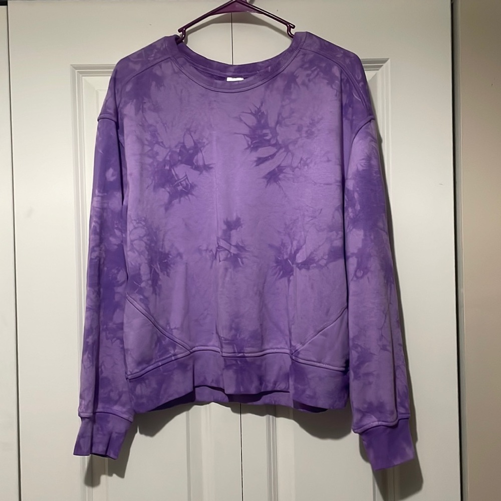 Purple tye-dye crewneck sweatshirt